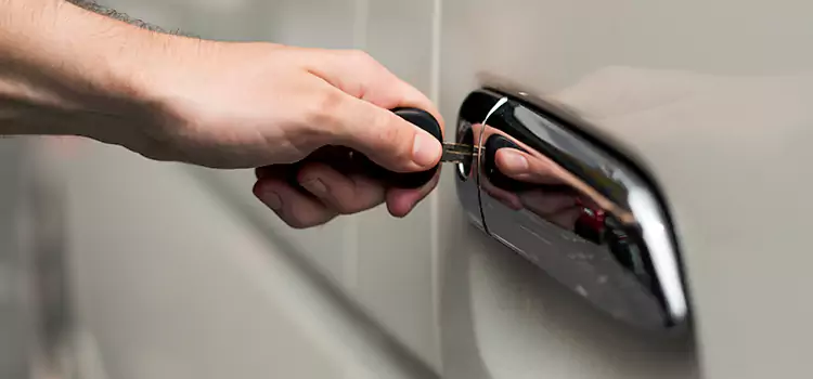 Why Choose Our Auto Locksmith Team in Lancaster, OH?